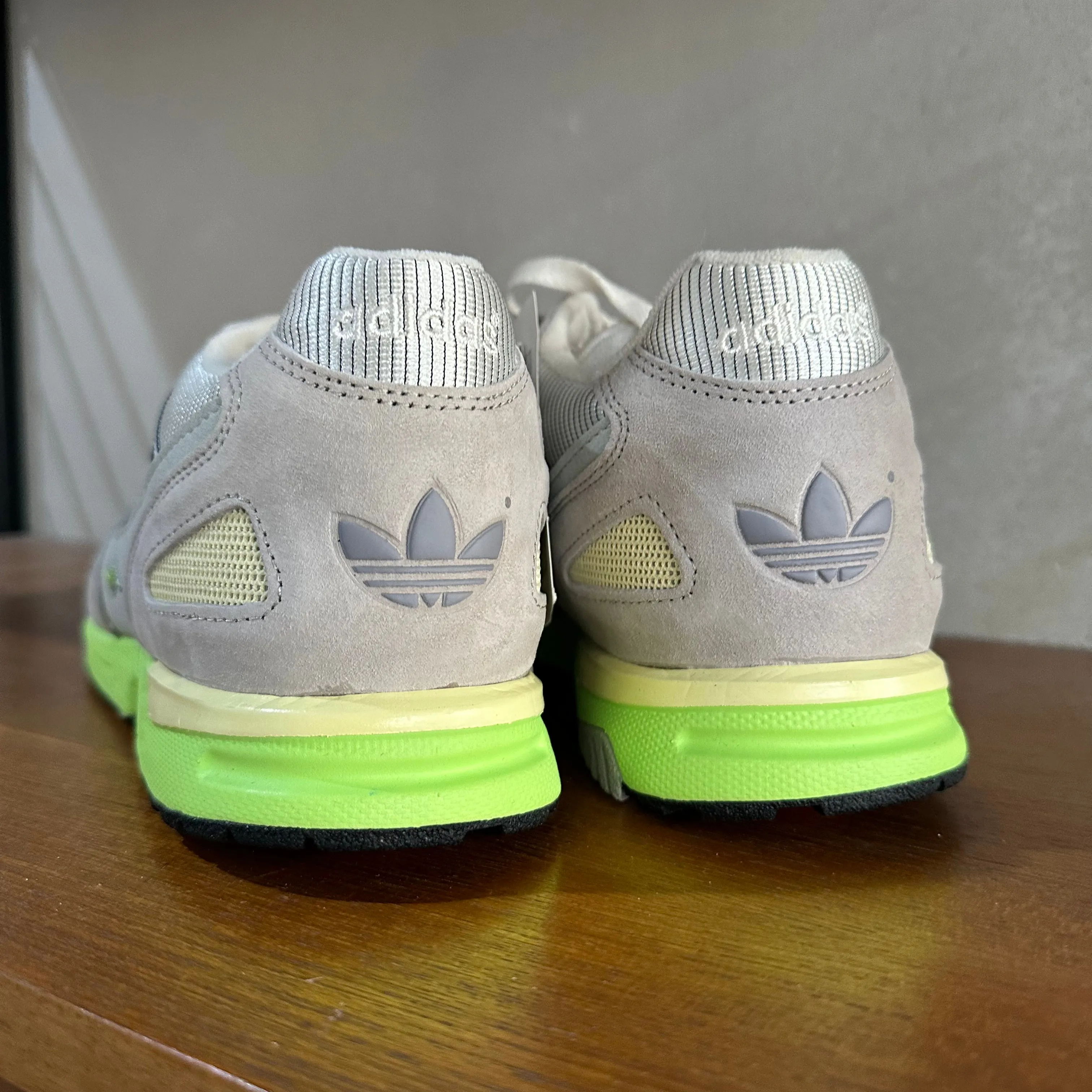 adidas ZX 4000 Trainers Light Brown / Grey - uk 9.5