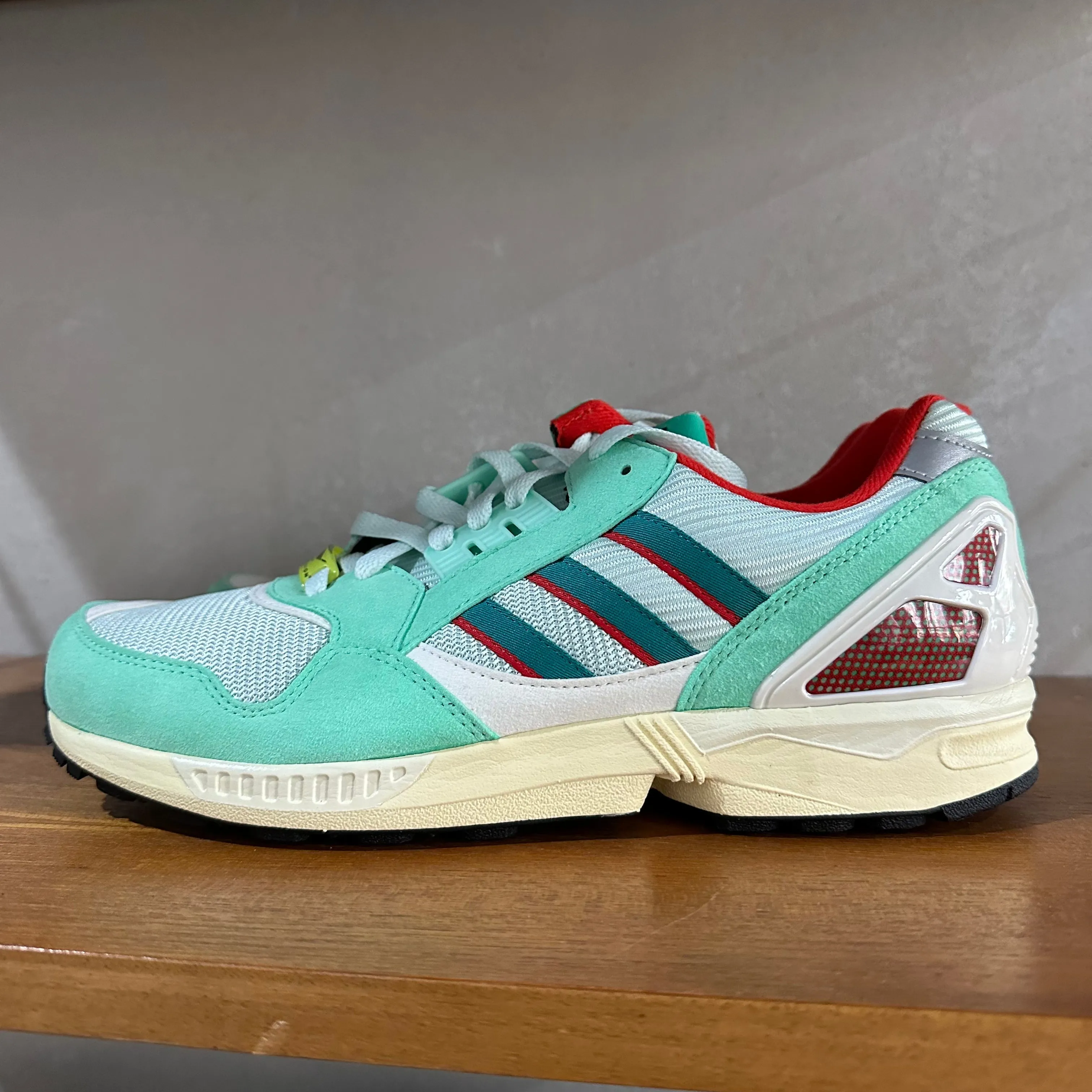 adidas ZX 9000 OG Trainers Mint / Red / Green - UK 9.5