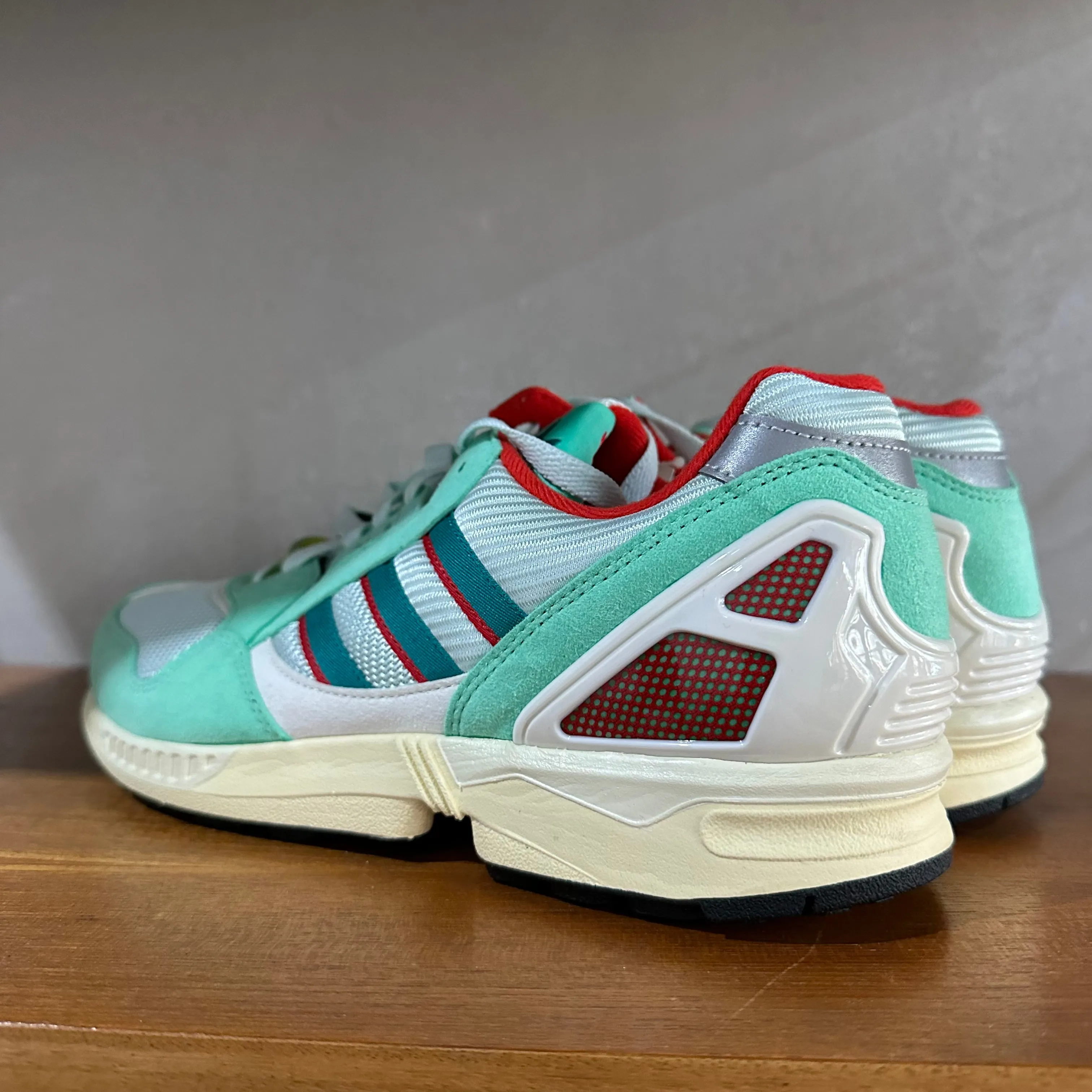 adidas ZX 9000 OG Trainers Mint / Red / Green - UK 9.5