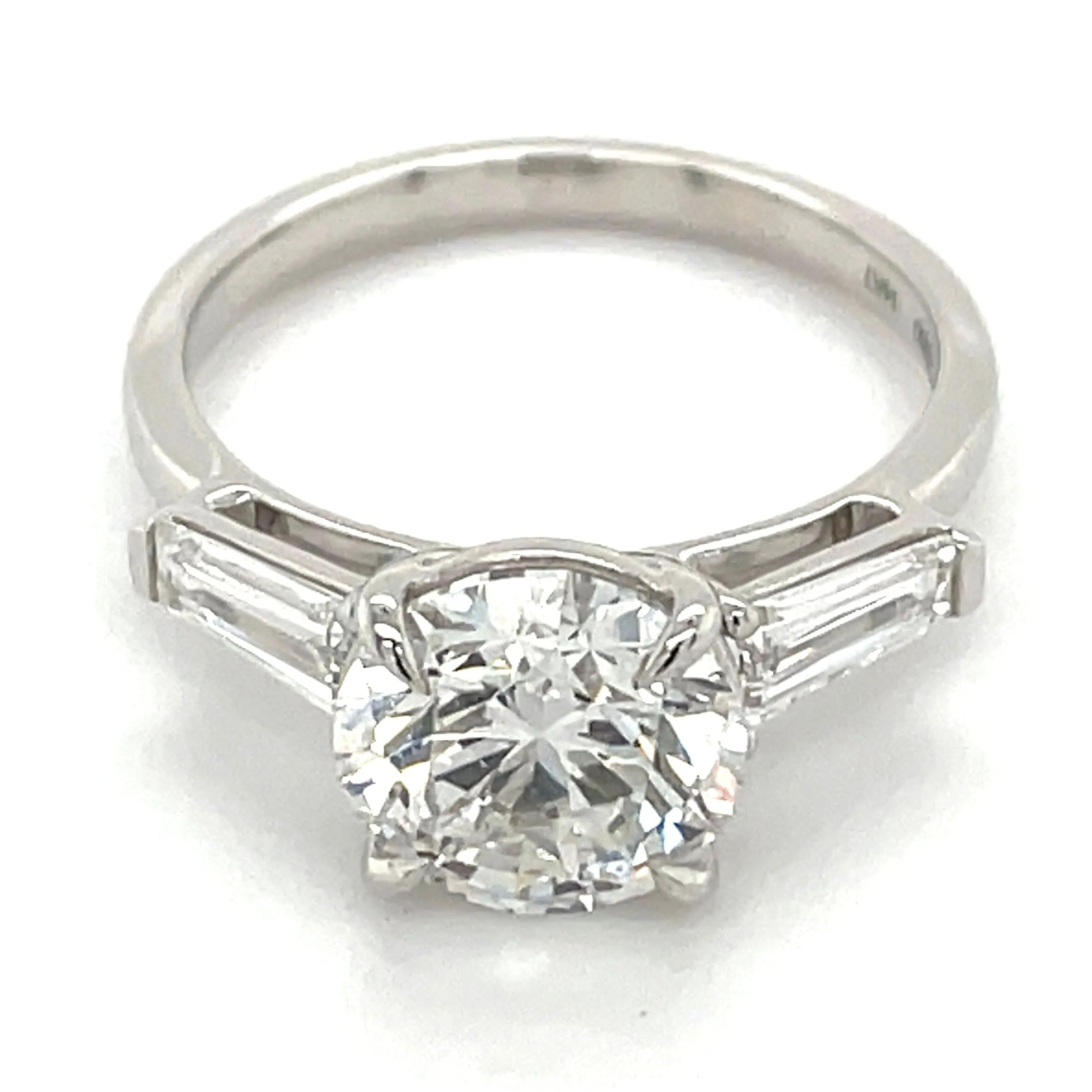 Aliza - 14ct White Gold Laboratory Grown 3.06ct Round Brilliant & Tapered Baguette Side Stone Engagement Ring