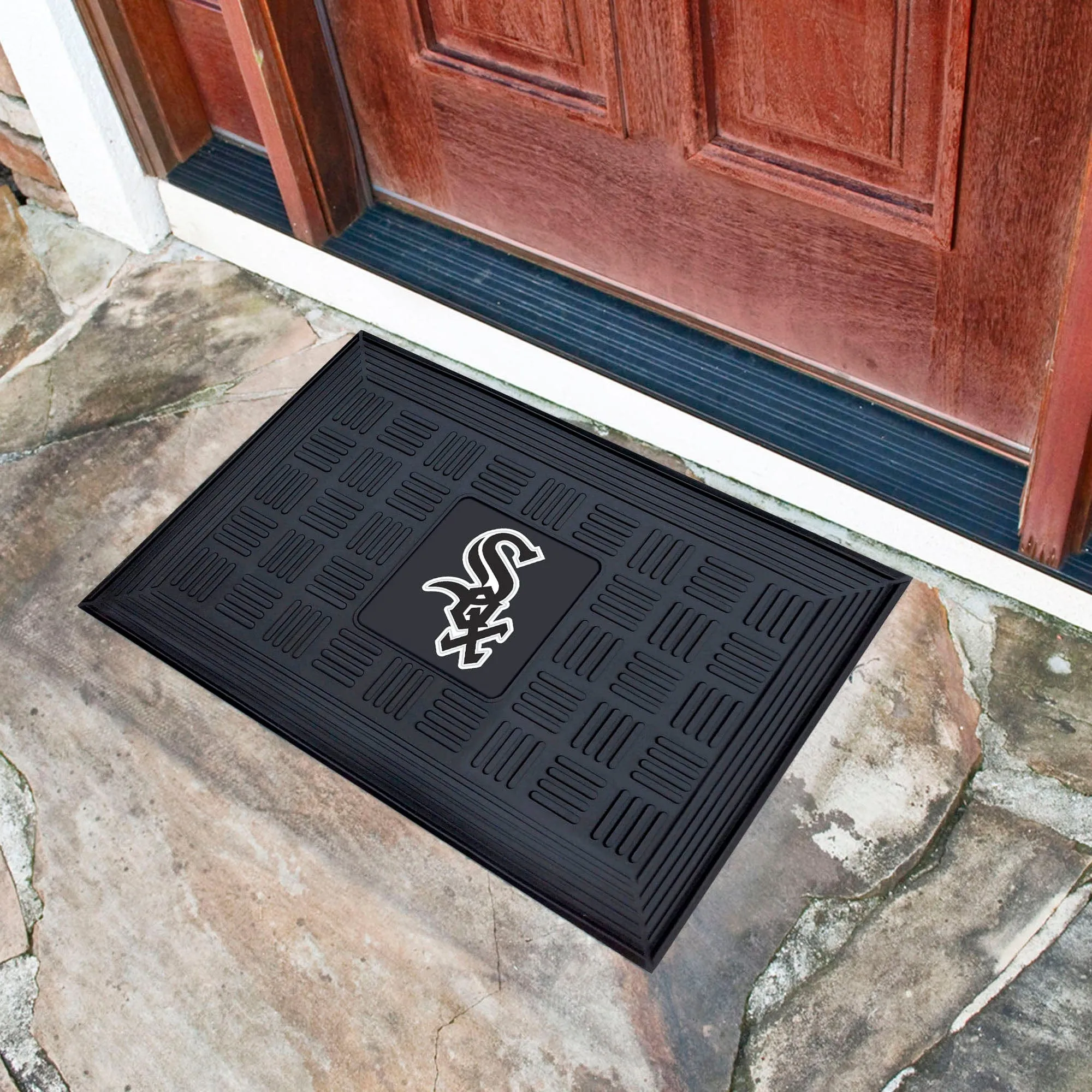 Chicago White Sox Heavy Duty Vinyl Medallion Door Mat - 19.5in. x 31in.