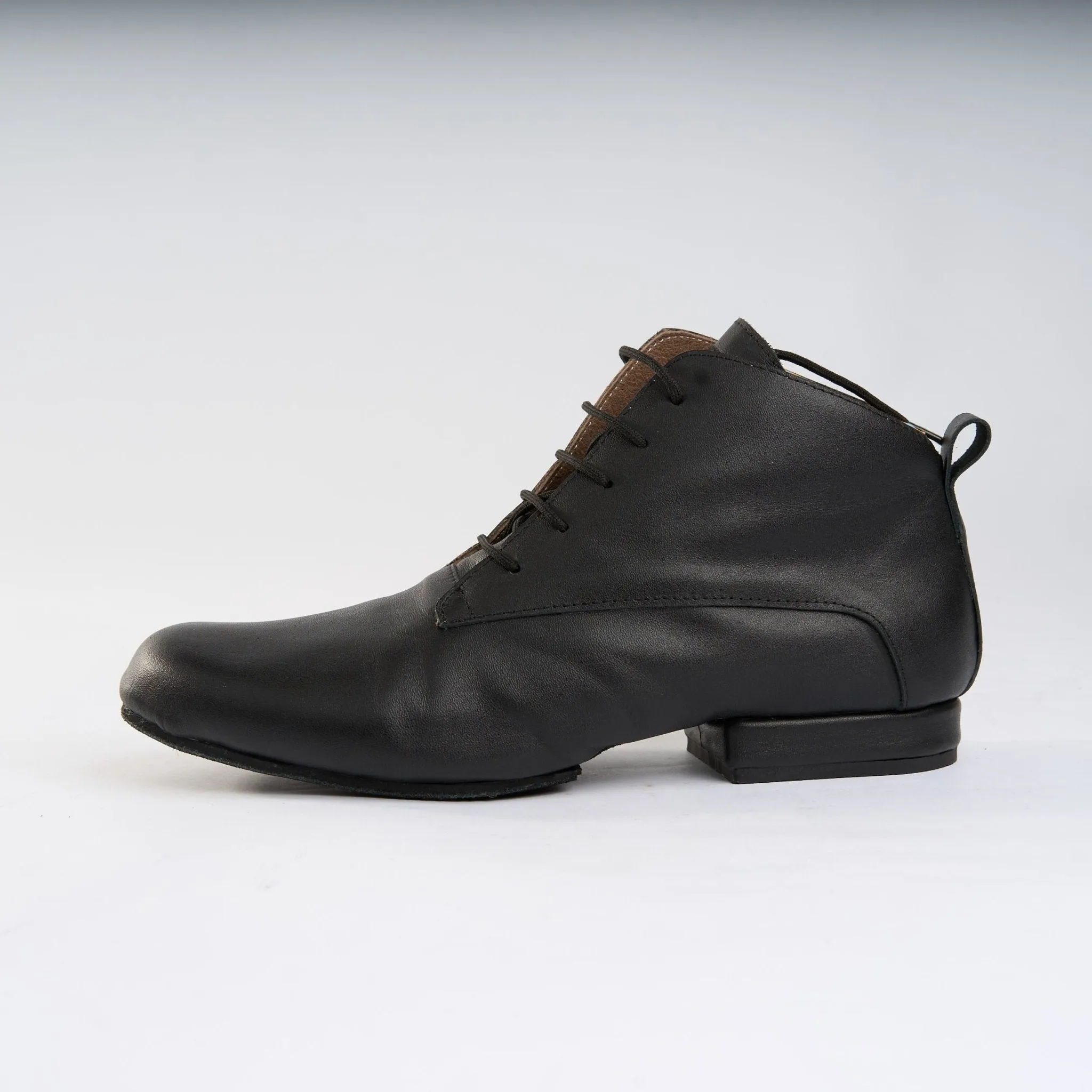 Classic Black Genuine Leather - Handmade Tango Trainers - Gonzalo 9521