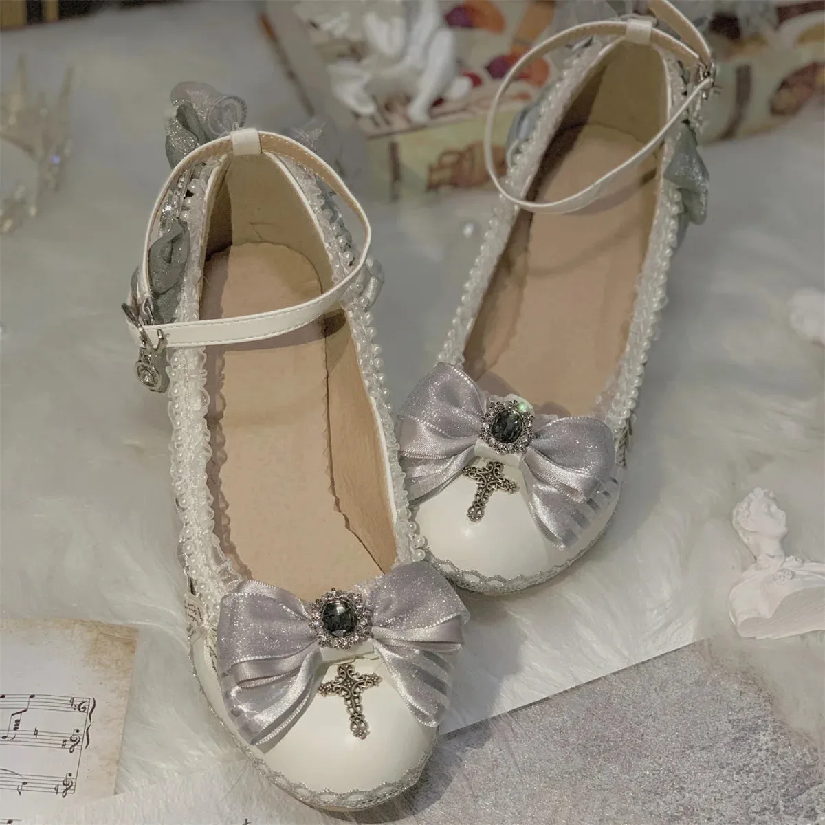 Sohiwoo Japanese Style Lolita Cosplay Shoes Gothic Flower Wedding Victorian Girls Cross Striped Bow Lace Pearl Flower High Heeled Shoes