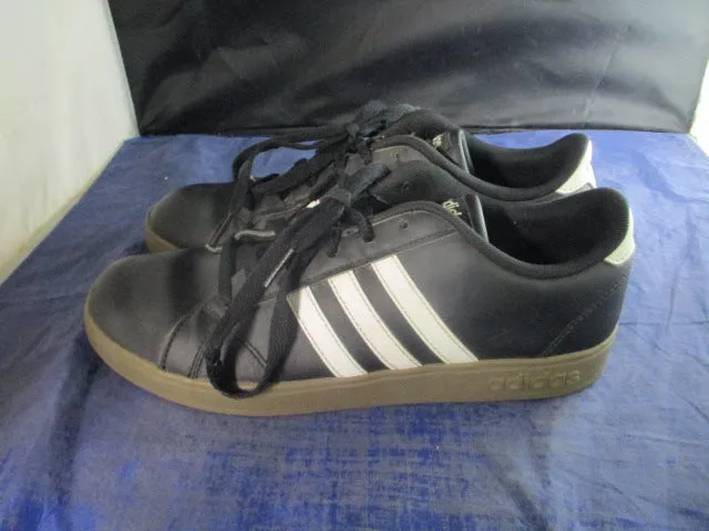 Used Adidas Baseline Shoes Adult Size 7