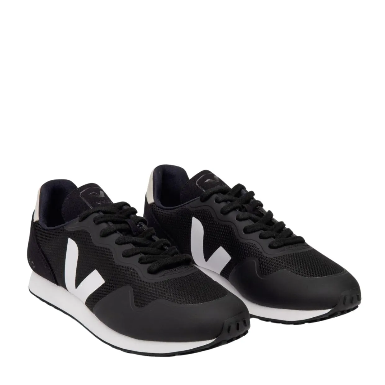 VEJA Black/White SDU TPU B Mesh Trainers