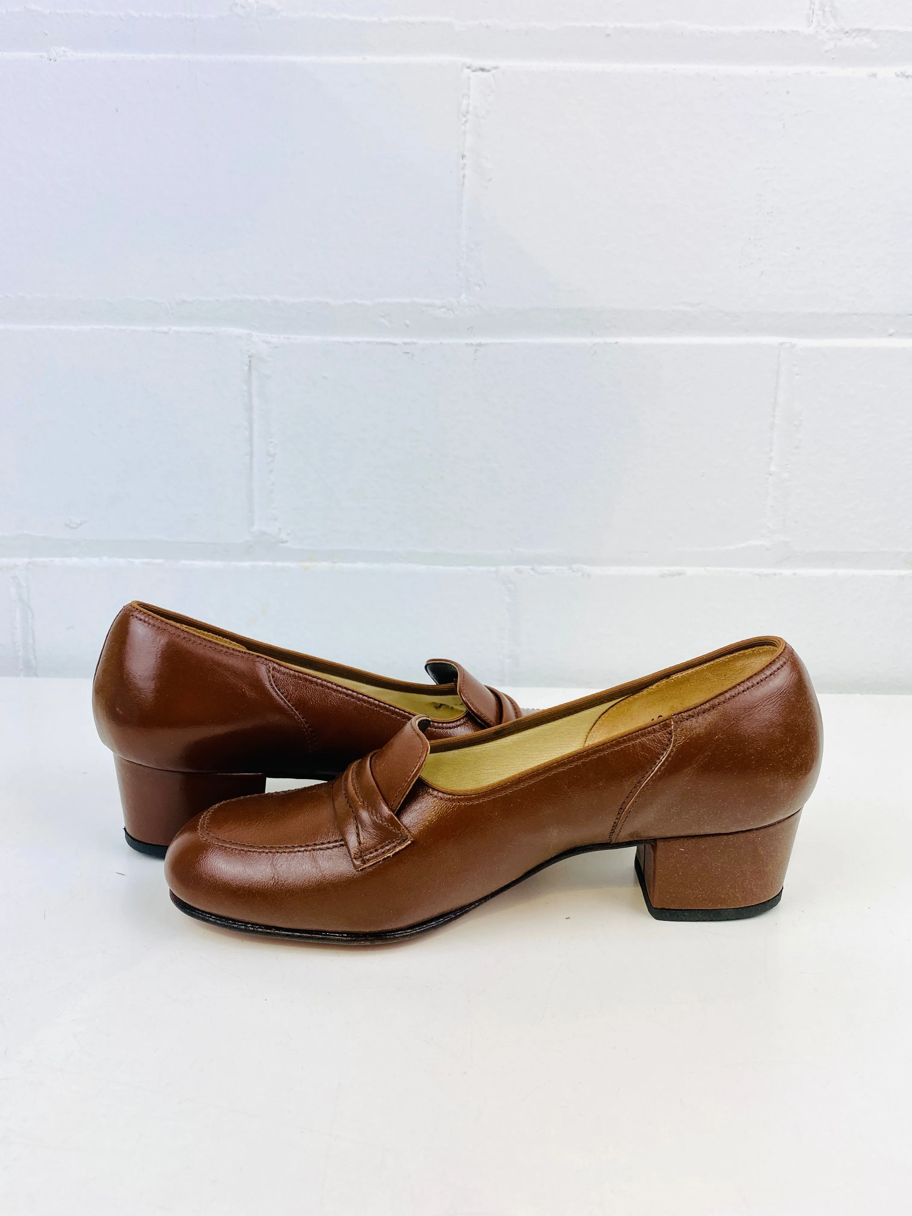 Vintage Deadstock Shoes, Women's 1980s Brown Leather Cuban Heel Pumps, NOS, 7740