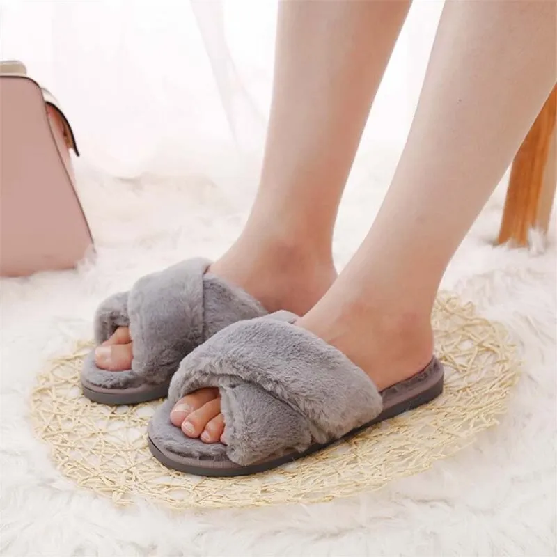 Women Home Slippers with Faux Fur