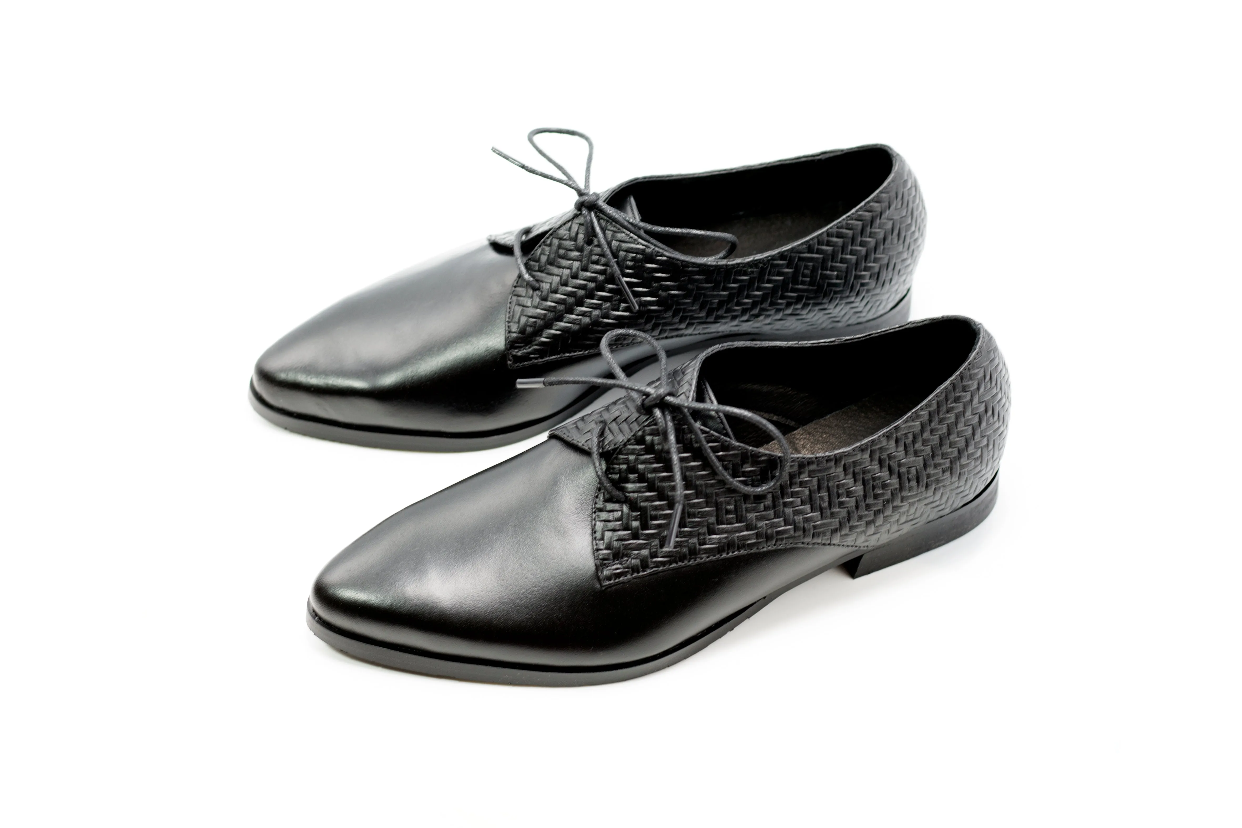 Woven Oxford Shoes